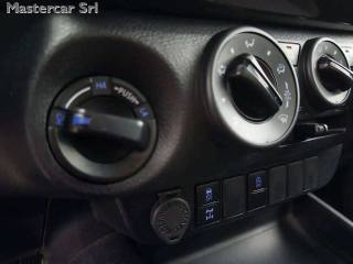 TOYOTA Hilux usata, con Sedile posteriore sdoppiato