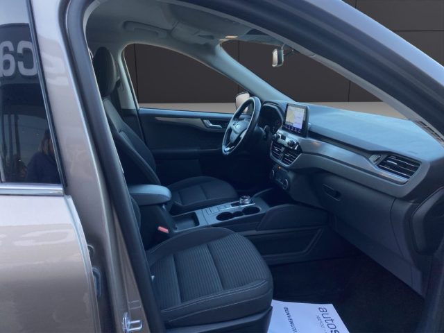 FORD Kuga usata, con USB