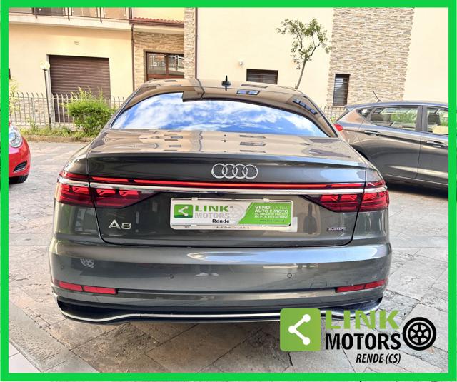 AUDI A8 usata, con Alzacristalli elettrici