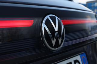 VOLKSWAGEN Taigo usata, con USB