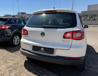 VOLKSWAGEN Tiguan usata, con Airbag laterali