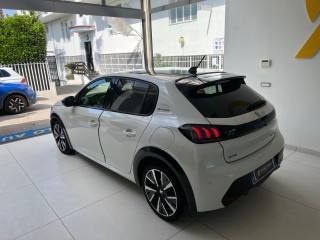 PEUGEOT 208 usata, con Boardcomputer