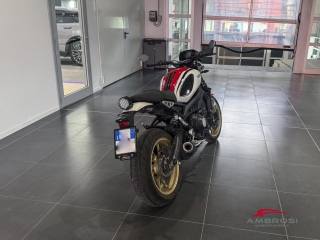 YAMAHA XSR 900 usata 3