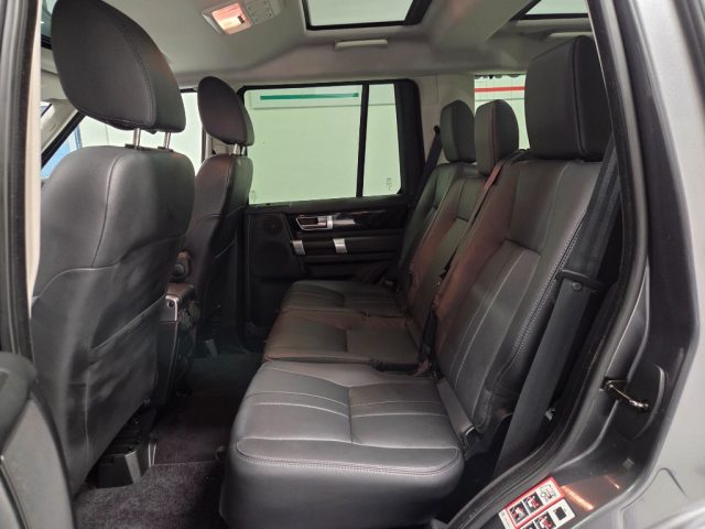 LAND ROVER Discovery usata, con Controllo trazione