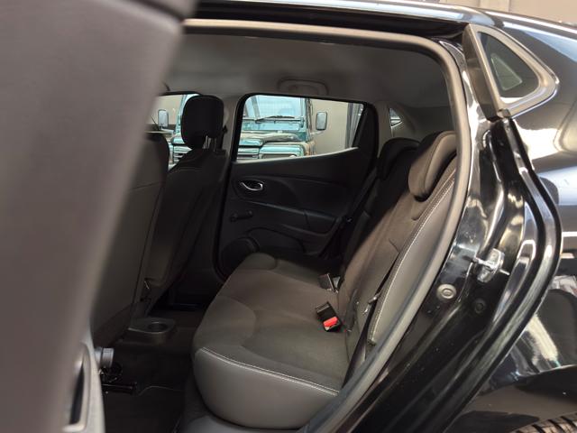 RENAULT Clio usata, con Sedile posteriore sdoppiato