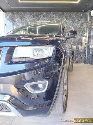 JEEP Grand Cherokee usata, con Alzacristalli elettrici