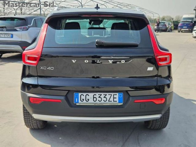 VOLVO XC40 usata, con Autoradio