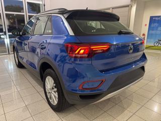 VOLKSWAGEN T-Roc usata, con Autoradio