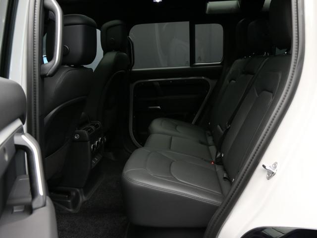LAND ROVER Defender usata, con Boardcomputer