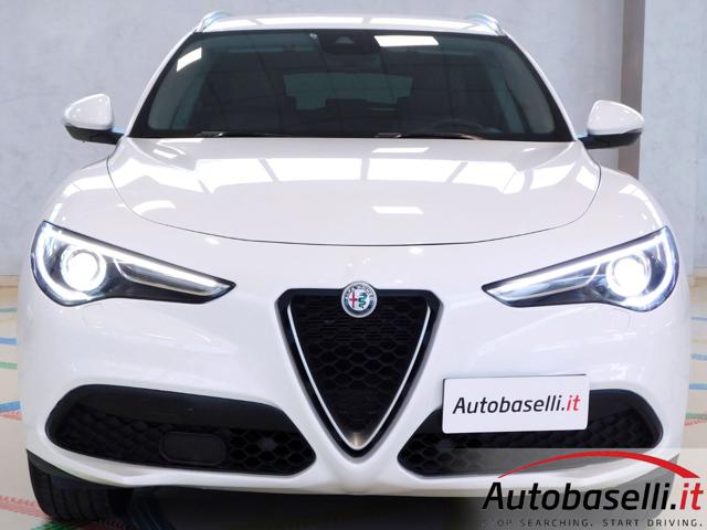 ALFA ROMEO Stelvio usata, con Controllo automatico clima