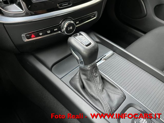 VOLVO V60 usata, con USB