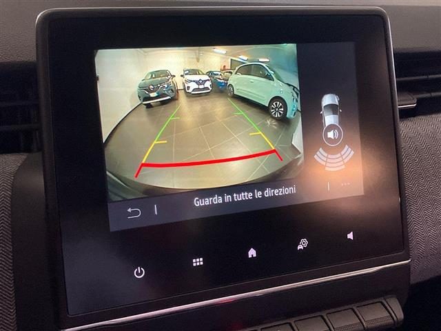 RENAULT Clio usata, con Fari LED