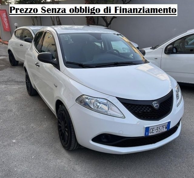 LANCIA Ypsilon usata, con ABS