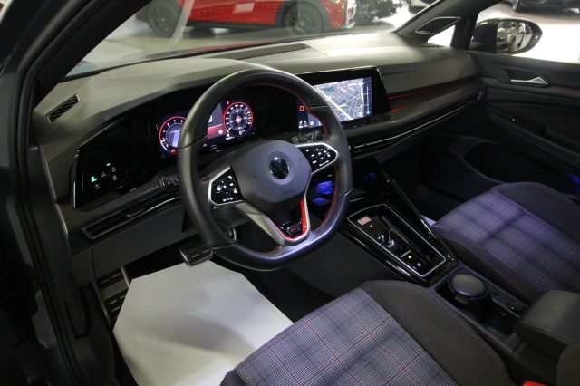 VOLKSWAGEN Golf usata, con Boardcomputer