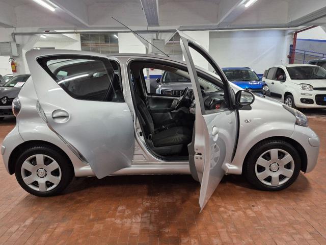TOYOTA Aygo usata, con Alzacristalli elettrici