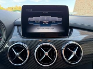 MERCEDES-BENZ B 200 usata, con Volante in pelle