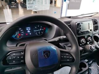 PEUGEOT Boxer usata 24