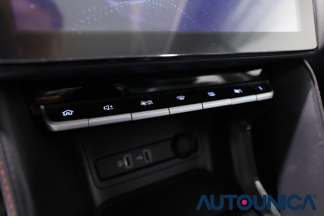 MG ZS usata, con Autoradio digitale