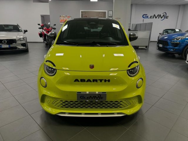 ABARTH 500e usata, con Airbag