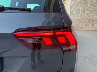 VOLKSWAGEN Tiguan usata, con Leve al volante