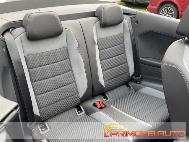 VOLKSWAGEN T-Roc usata, con Cerchi in lega
