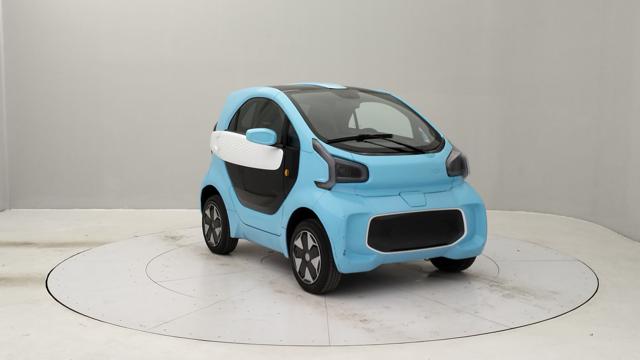 XEV Yoyo usata, con USB