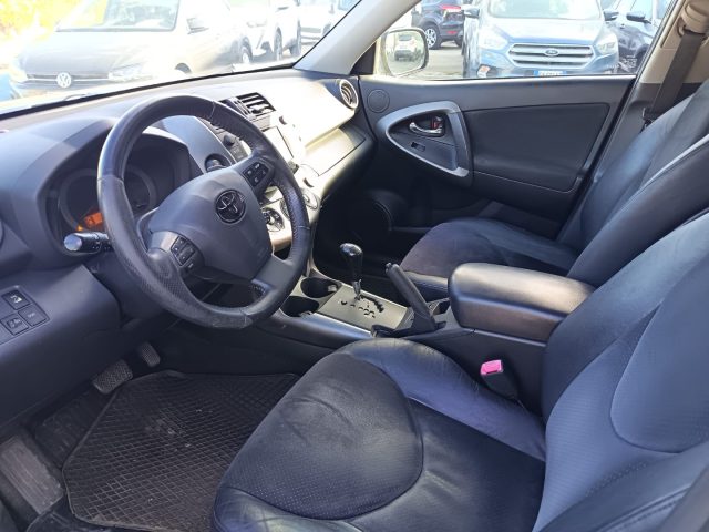 TOYOTA RAV 4 usata 9