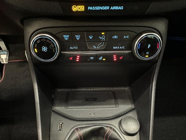 FORD Fiesta usata, con Fari Xenon