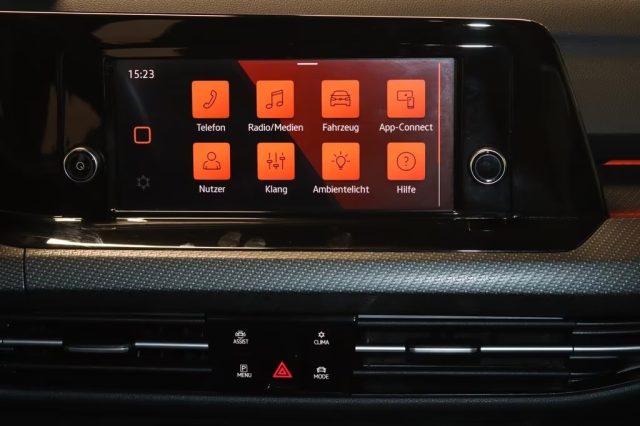 VOLKSWAGEN Golf usata, con Fendinebbia