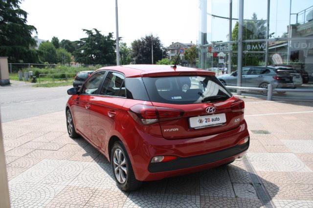 HYUNDAI i20 usata, con Airbag laterali