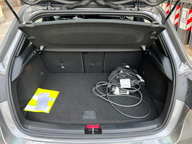 MERCEDES-BENZ A 250 usata, con USB