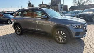MERCEDES-BENZ GLB 180 usata, con Airbag