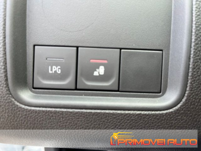 DACIA Duster usata, con Autoradio digitale