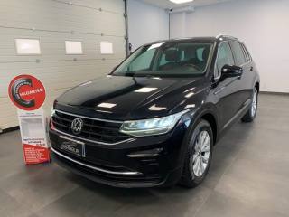VOLKSWAGEN Tiguan usata, con Airbag laterali