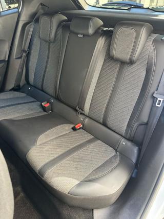 PEUGEOT 2008 usata, con Fendinebbia