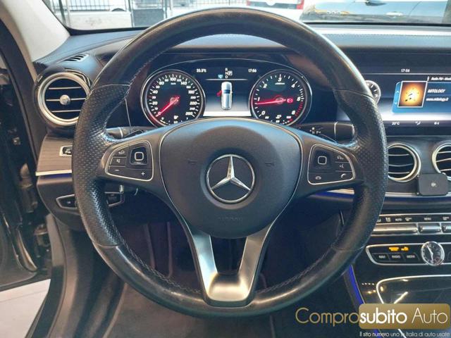 MERCEDES-BENZ E 220 usata, con Sistema di navigazione