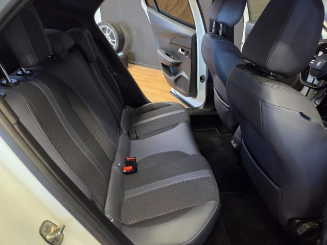 PEUGEOT 2008 usata, con Bluetooth
