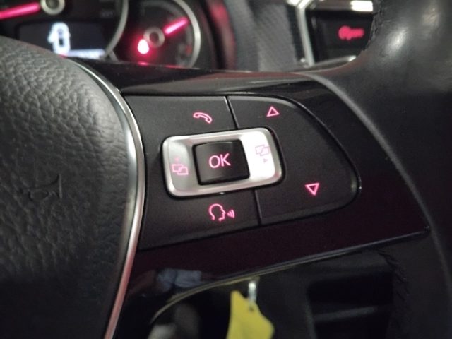 VOLKSWAGEN up! usata, con Bluetooth