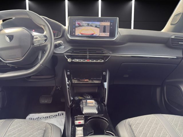 PEUGEOT 2008 usata, con Autoradio digitale