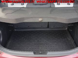 TOYOTA Yaris usata, con Volante multifunzione