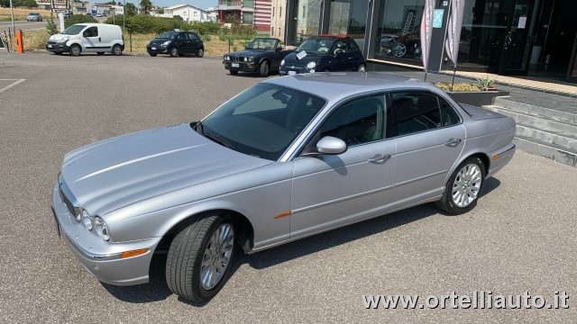JAGUAR XJ usata 38