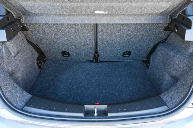 LANCIA Ypsilon usata, con Autoradio