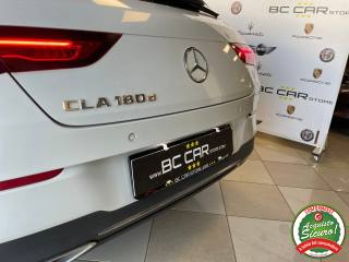 MERCEDES-BENZ CLA 180 usata, con Touch screen