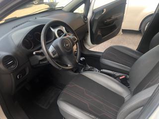 OPEL Corsa usata, con ESP