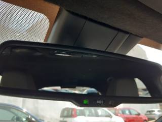 TOYOTA Yaris usata, con Touch screen