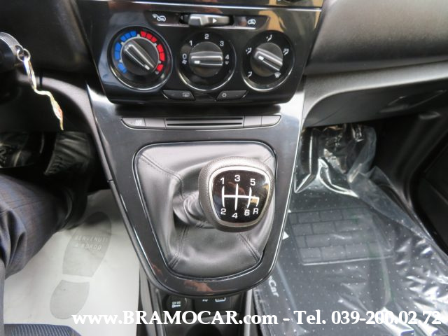 LANCIA Ypsilon usata, con Luci diurne LED