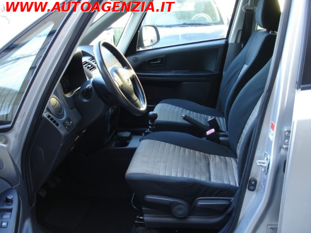 FIAT Sedici usata 10