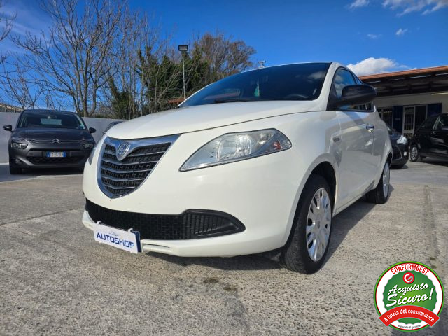 LANCIA Ypsilon usata, con ABS