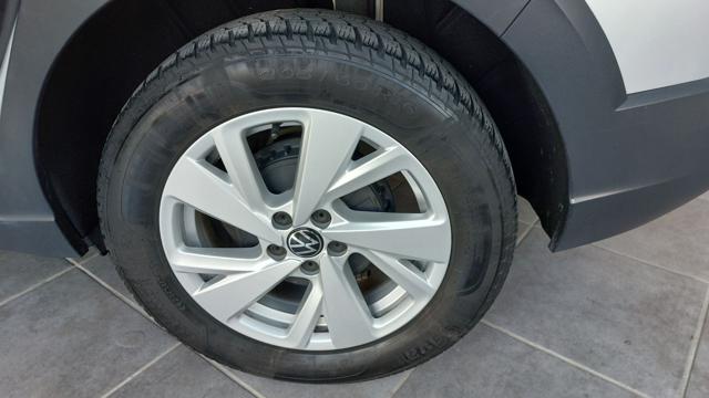 VOLKSWAGEN Taigo usata, con USB