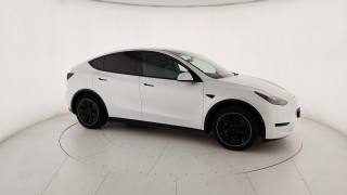 TESLA Model Y usata, con Portellone posteriore elettrico